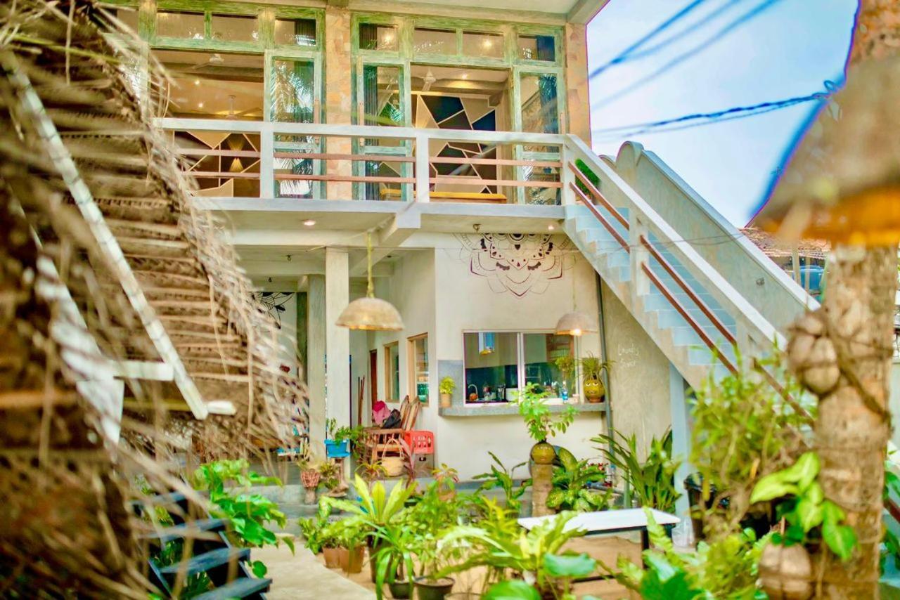 Oynise Beach Cabin กอลล์ ภายนอก รูปภาพ