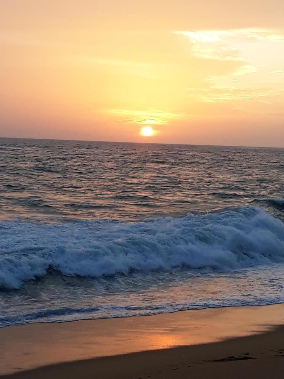 Oynise Beach Cabin กอลล์ ภายนอก รูปภาพ