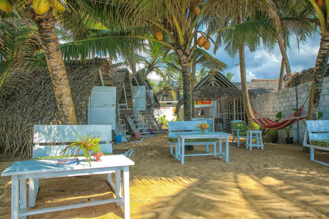 Oynise Beach Cabin กอลล์ ภายนอก รูปภาพ