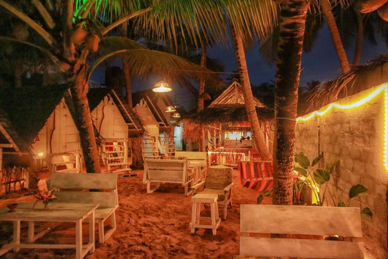 Oynise Beach Cabin กอลล์ ภายนอก รูปภาพ